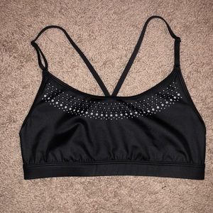 Victoria’s Secret Sports Bra Size Small